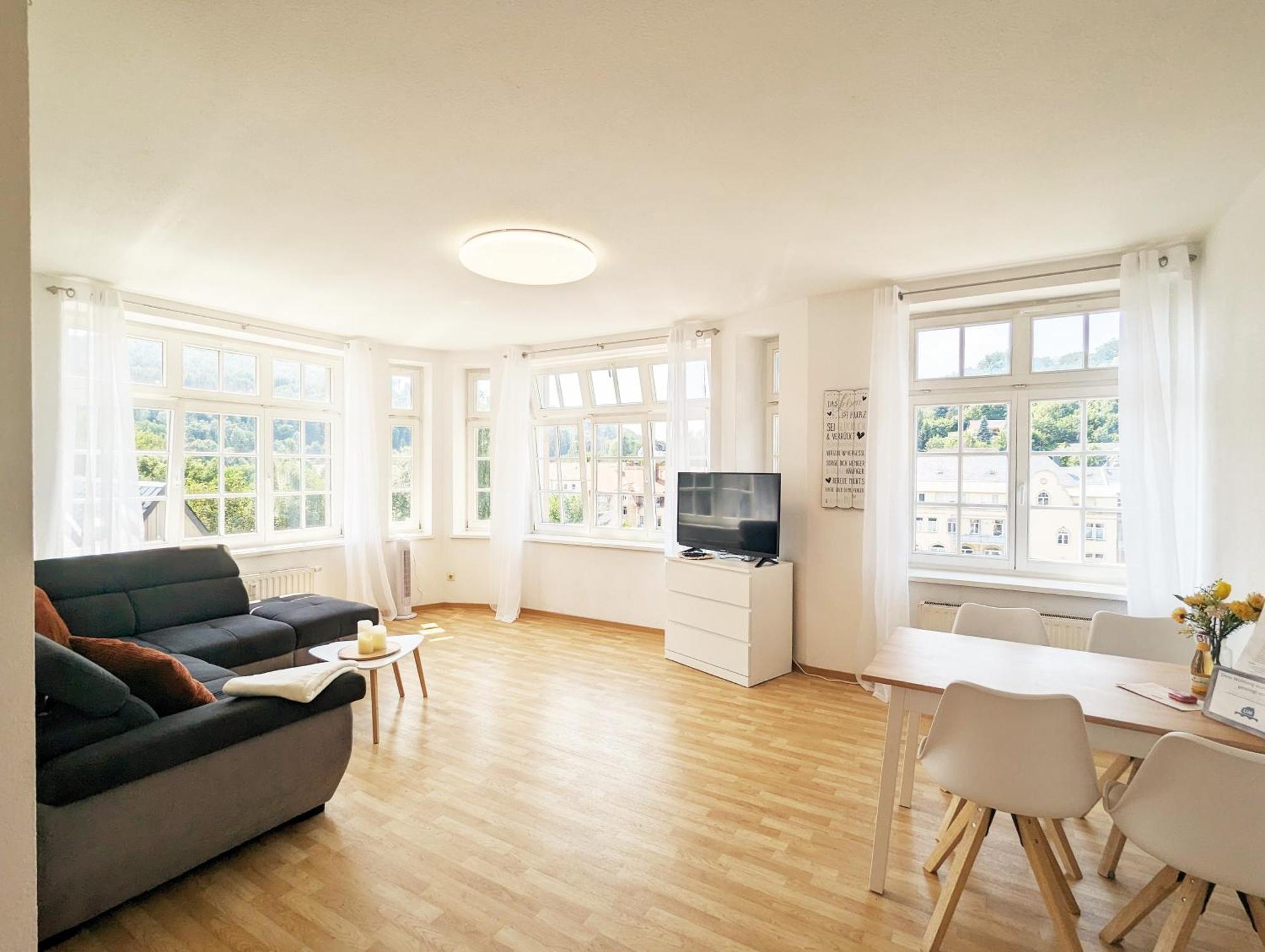Hw3 - Urlaubsmagie - Helle, Grosse Wohnung Mit Pool 赛博尼茨 外观 照片